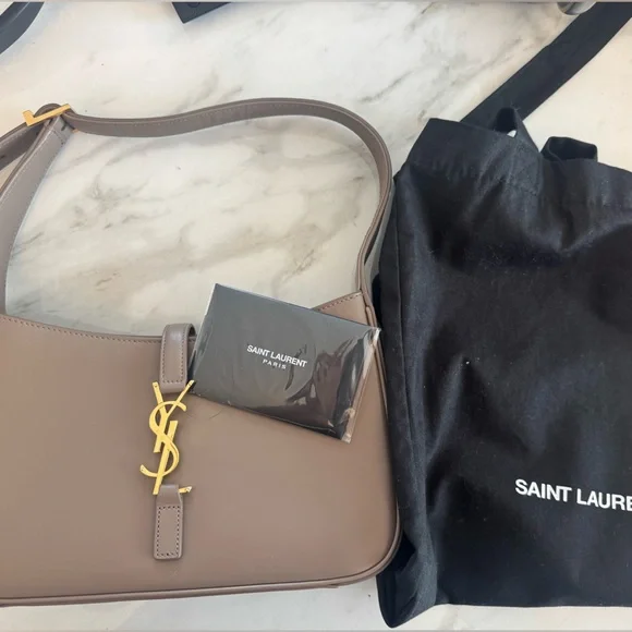 YSL Le 5 à 7 Hobo Bag – Taupe Smooth Leather with Gold Hardware - Picture 4 of 4